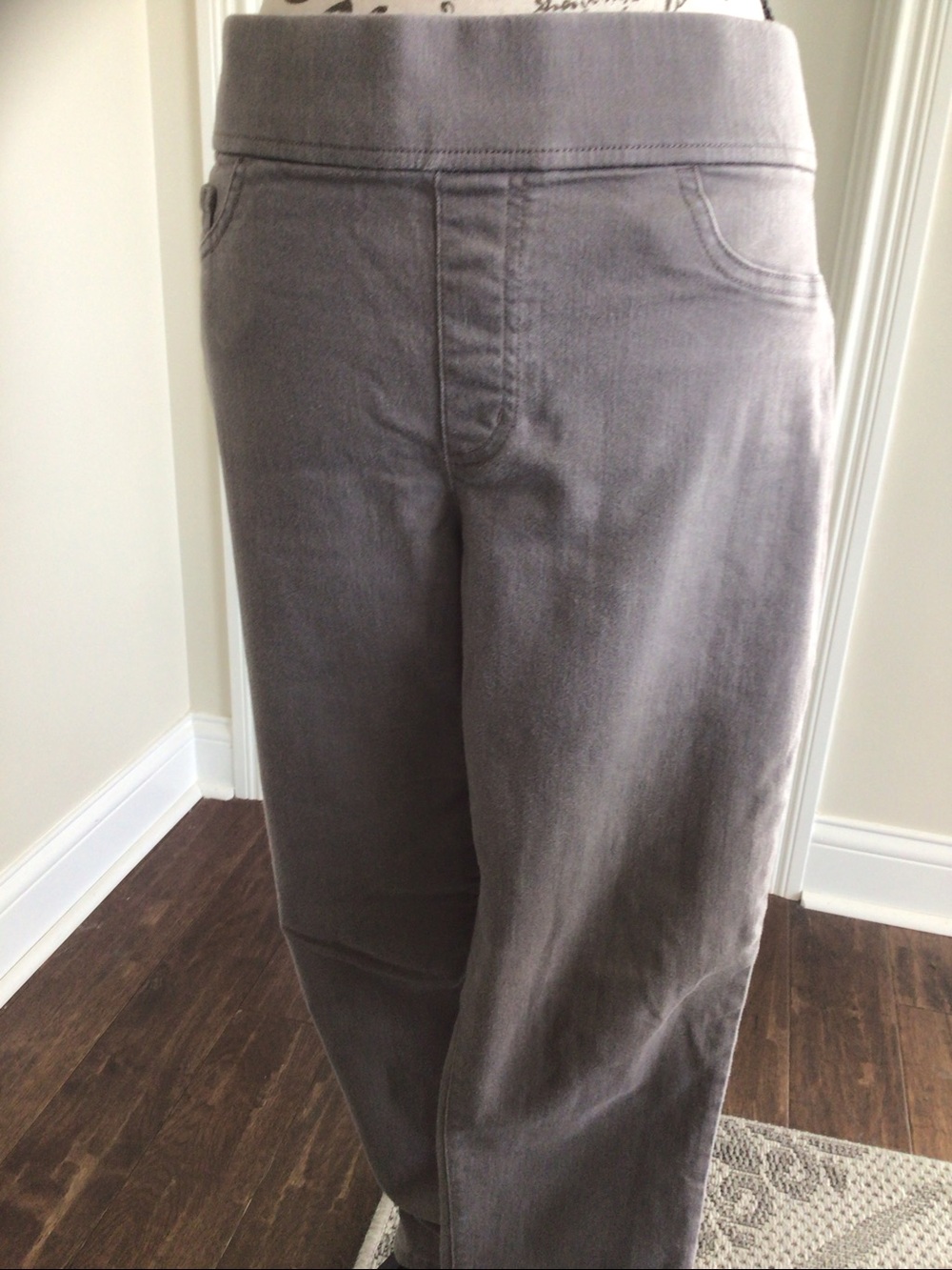 Lauren Ralph Lauren gray stretch pull on elastic waist Skinny Jeans Sz 12